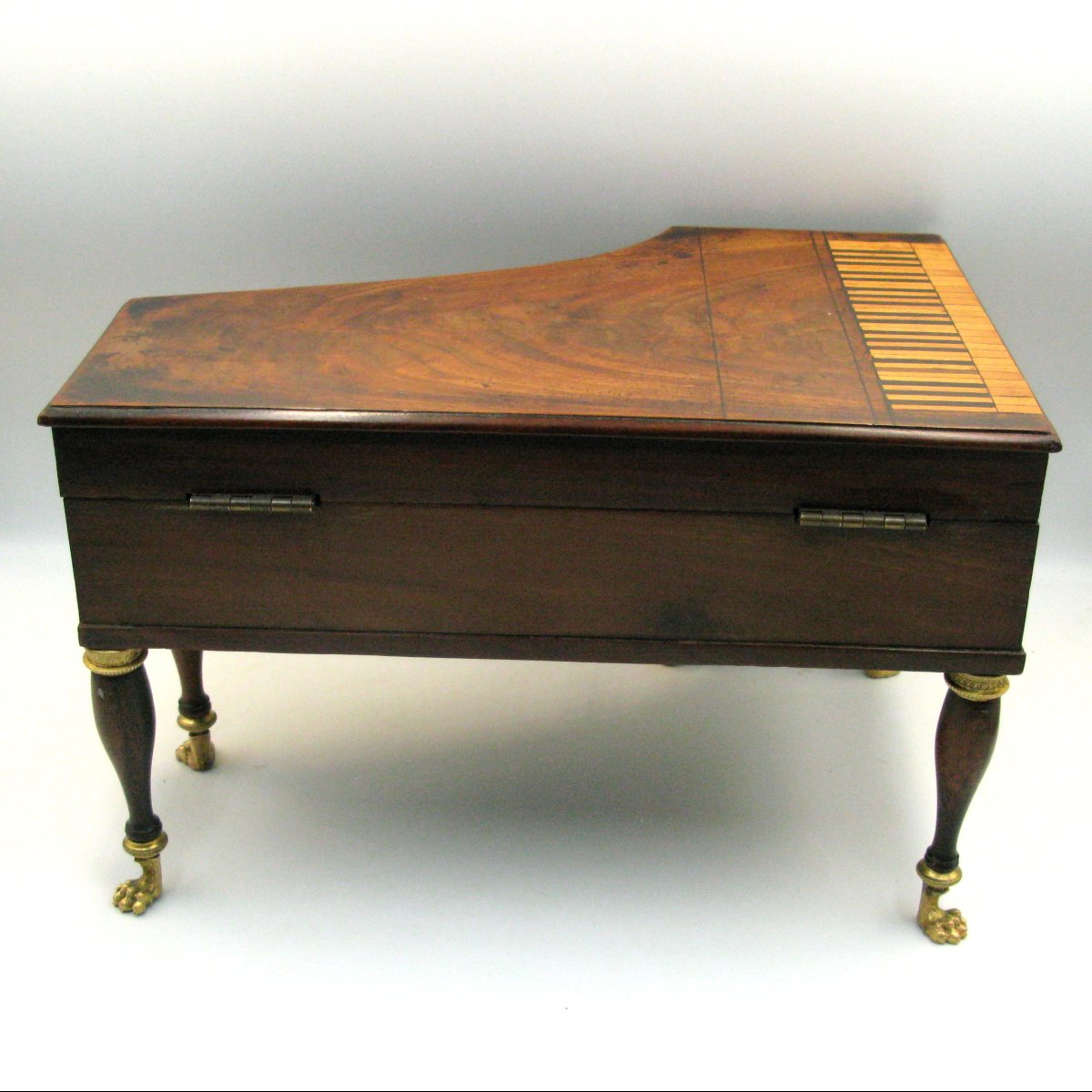 Nécessaire de couture français du XIXe siècle (style Palais Royal) en forme de piano-photo-1