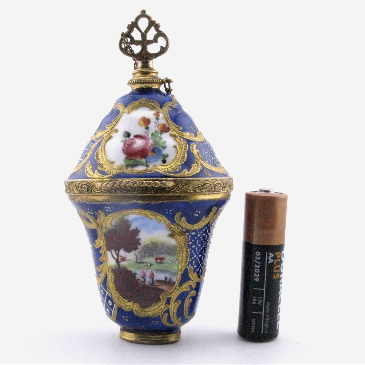 Flacon à parfum / boîte à bonbons en émail de South Staffordshire, Angleterre, vers 1770-photo-8