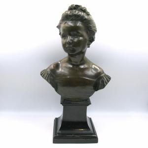 Buste en bronze d'Elsie Doncaster, par Alfred Drury RA (Britannique, 1856-1944)