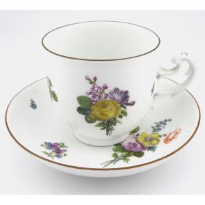 Tasse et soucoupe en porcelaine de Meissen, XVIIIe siècle, vers 1740