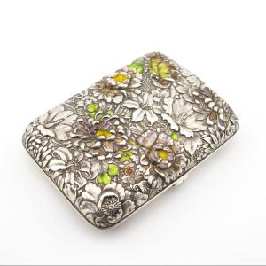 Étui à cigarettes japonais en argent et émail, époque Meiji