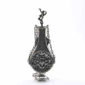 Flacon à parfum et pomander en argent du XVIIIe siècle