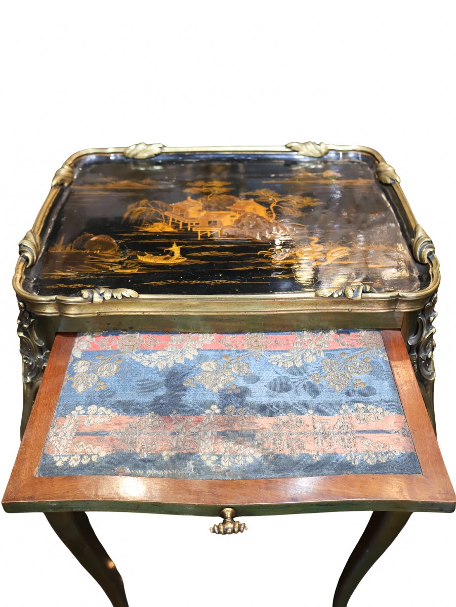 Napoleon III Japanese Book Table In Black Lacquer And Gilt Bronze