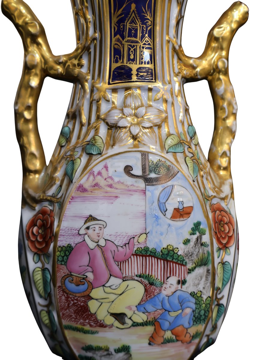 Paire de vases couverts en porcelaine de Bayeux – XIXe siècle-photo-1