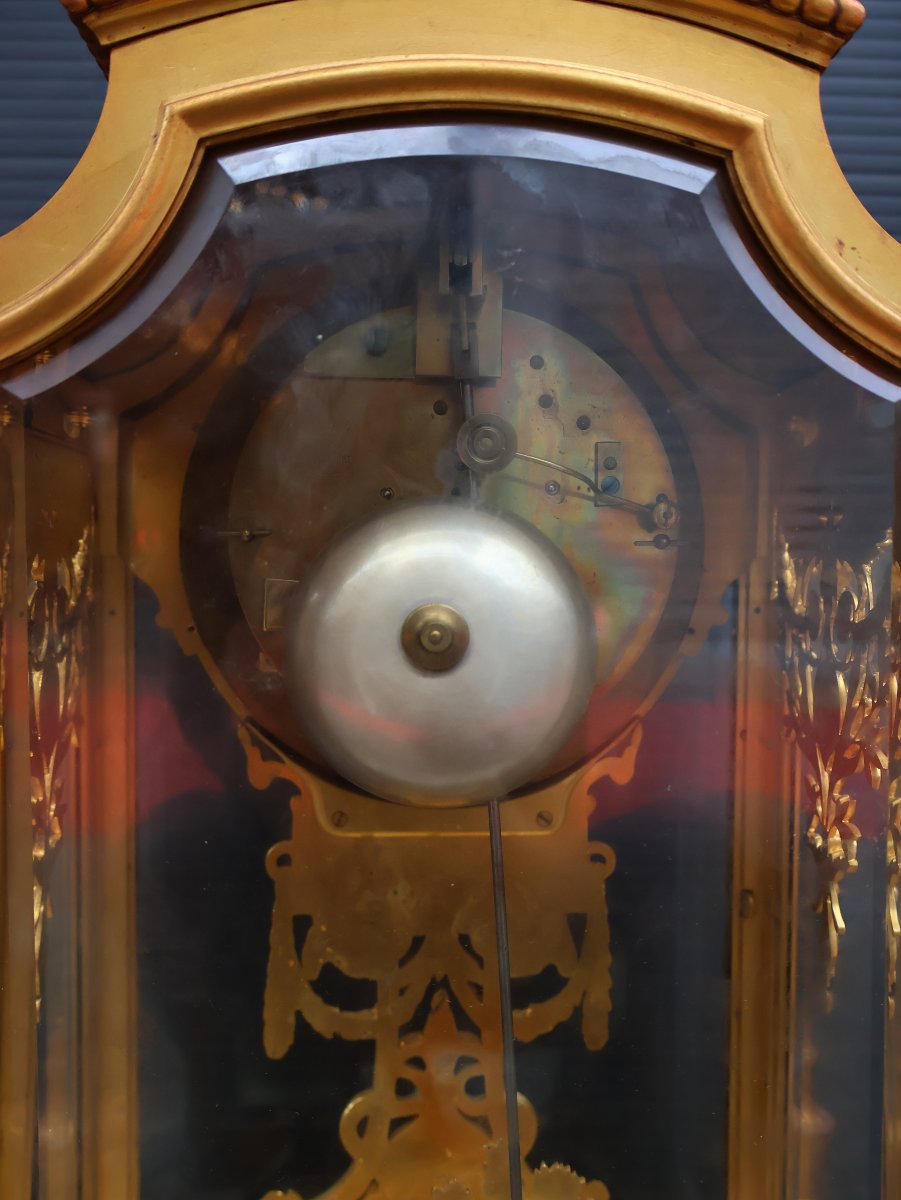 Pendule de cheminée en bronze doré signée F. Barbedienne, Paris, époque Napoléon III-photo-1