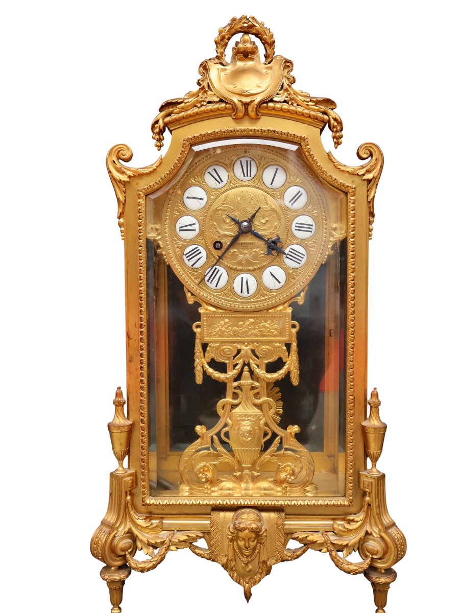 Pendule de cheminée en bronze doré signée F. Barbedienne, Paris, époque Napoléon III