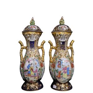 Paire de vases couverts en porcelaine de Bayeux – XIXe siècle
