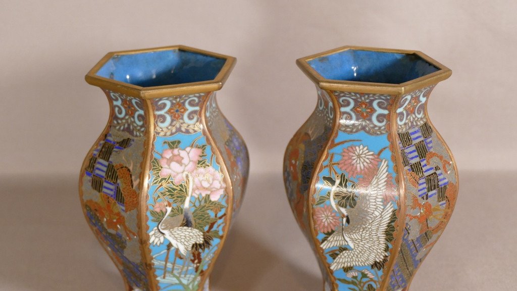 Paire De Petits Vases Japonais En Bronze Cloisonné à Décor De Grues, époque XIX ème -photo-2