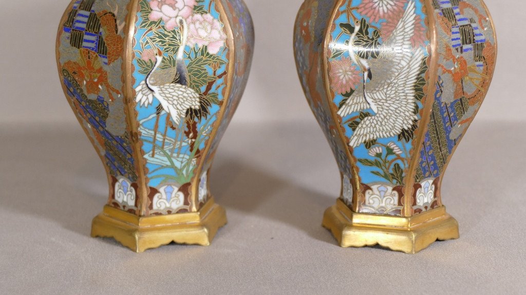 Paire De Petits Vases Japonais En Bronze Cloisonné à Décor De Grues, époque XIX ème -photo-3
