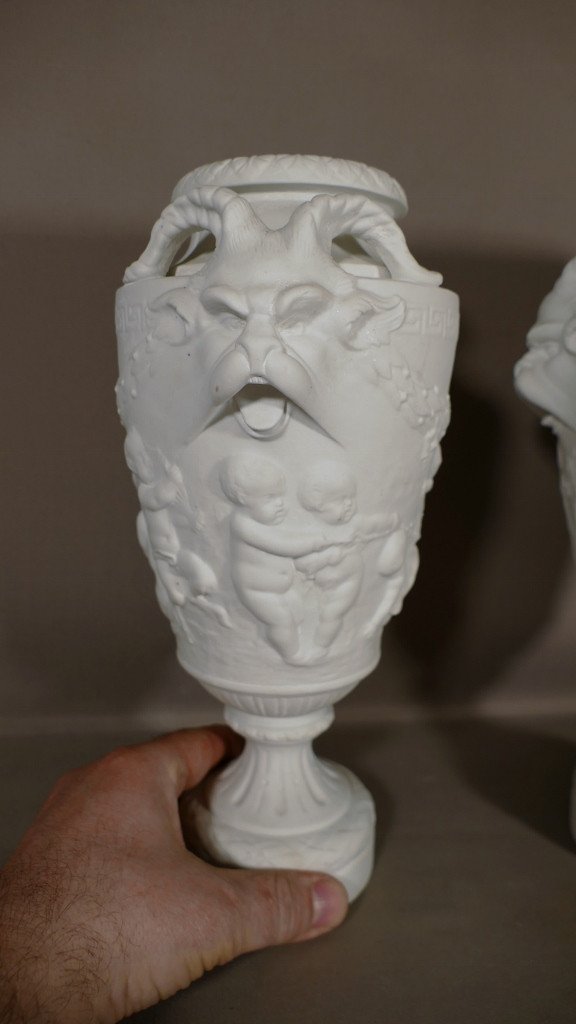 Clodion, Paire De Vases Cassolettes Aux Putti En Biscuit De Porcelaine, Début XX ème-photo-4