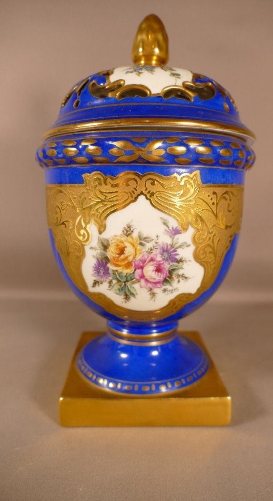 Brûle Parfum En Porcelaine De Limoges Incrustation d'Or Et Décor Peint Main Fleurs-photo-2