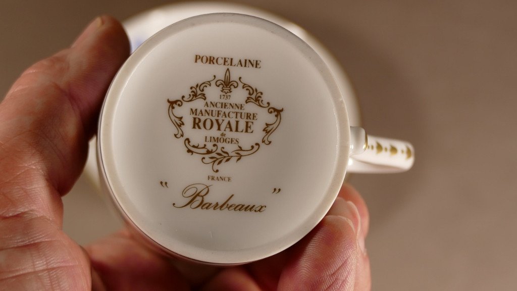 Bernardaud, Tasse Litron Aux Barbeaux, Porcelaine De Limoges, Ancienne Manufacture Royale-photo-4