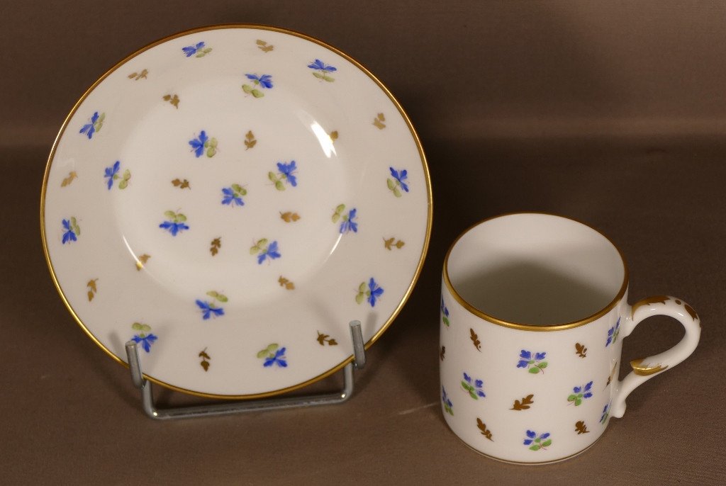 Bernardaud, Tasse Litron Aux Barbeaux, Porcelaine De Limoges, Ancienne Manufacture Royale