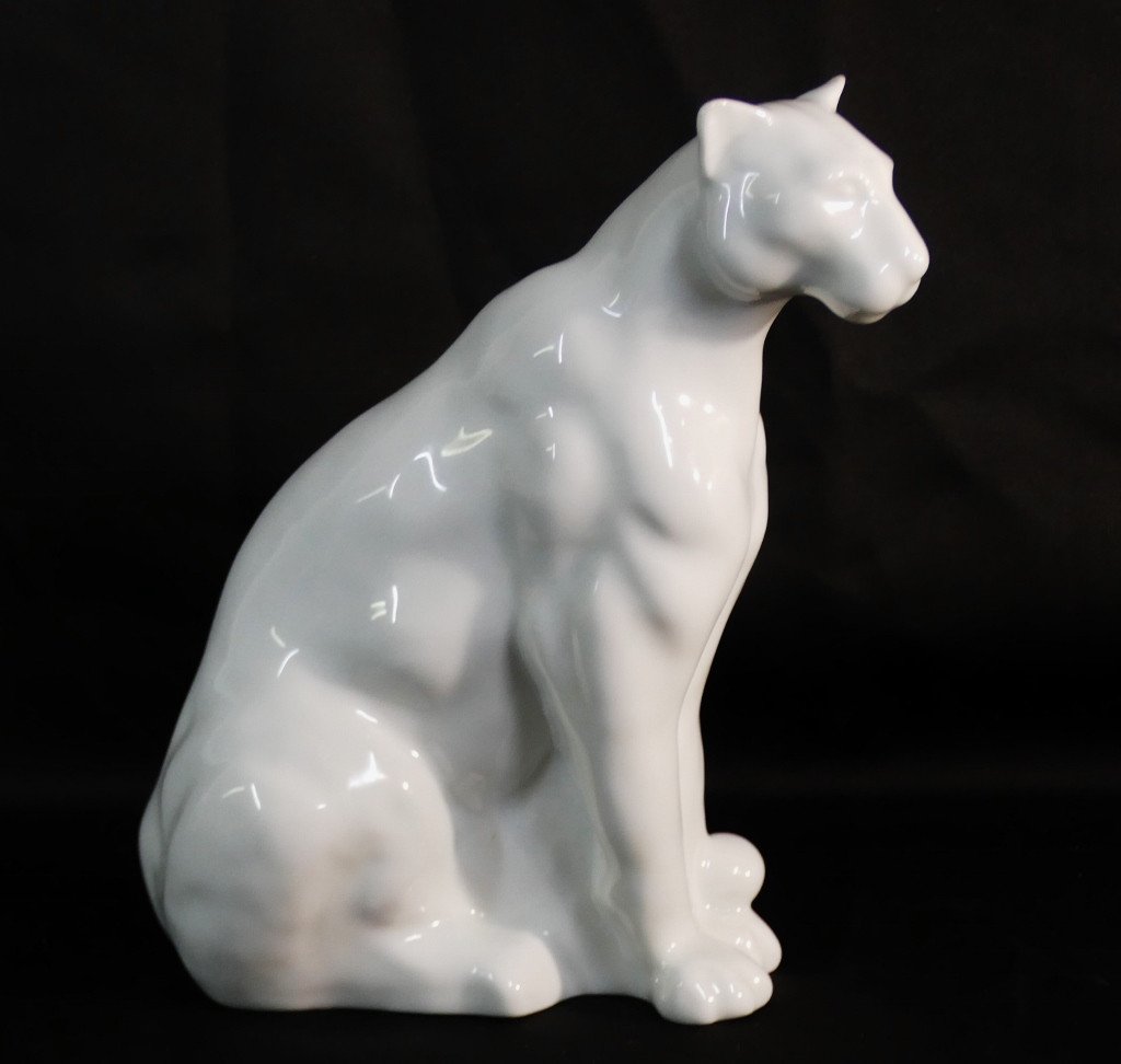 La Panthère, Statuette Art Déco En Porcelaine Blanche Manufacture Haviland, Limoges
