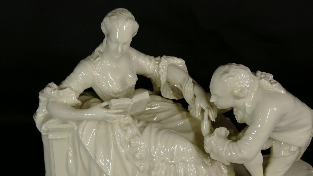 Le Baisemain, Groupe  Style Louis XV En Porcelaine De Nymphenburg, XIX ème siècle-photo-2