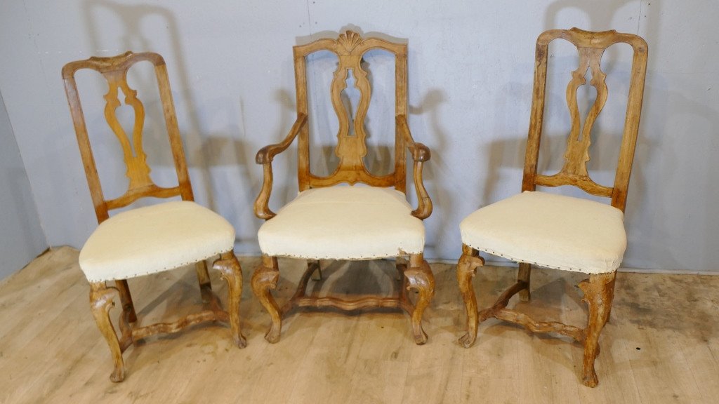 Pair Of XVIIIth Venetian Chairs In Walnut-photo-7