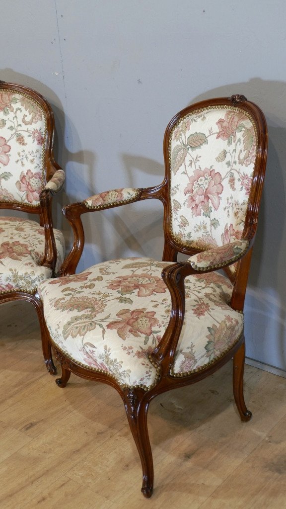 Paire De Fauteuils à La Reine d'époque Louis XV En Noyer Sculpté, XVIII ème Siècle-photo-4