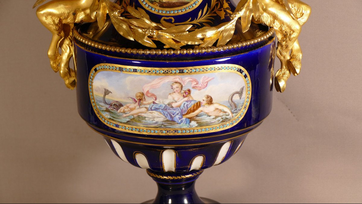 Grand Vase d'Apparat en Porcelaine Et Bronze Doré Sèvres? Vienne? Qualité Musée, XIX ème-photo-2