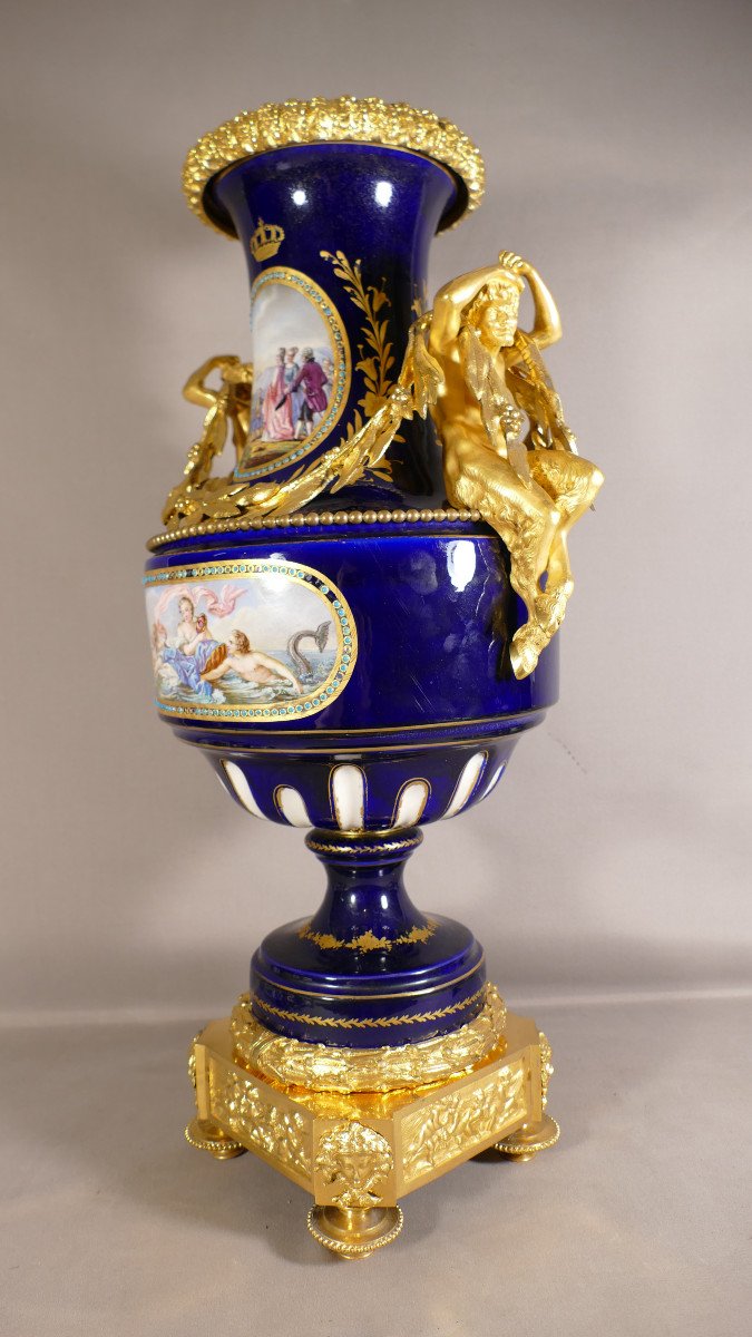 Large Ceremonial Vase In Sèvres Porcelain And Gilt Bronze? Vienna? Museum Quality, 19th Century-photo-3