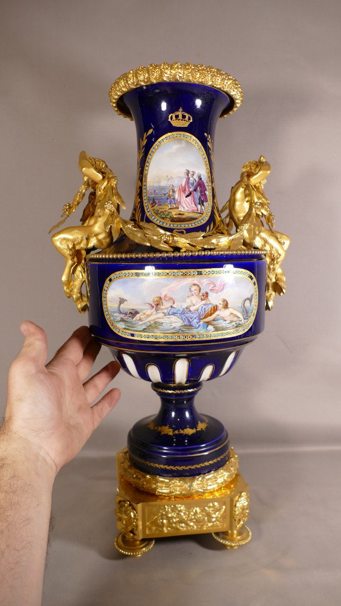 Large Ceremonial Vase In Sèvres Porcelain And Gilt Bronze? Vienna? Museum Quality, 19th Century-photo-8