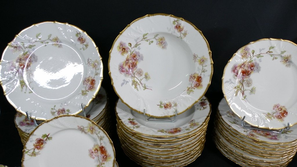 19th Century Table Service, 71 Pieces With Flowers, Martial Redon Limoges-photo-1