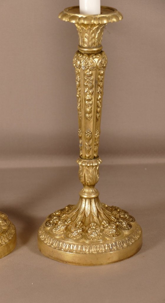 Pair Of Bronze Candlesticks Chiseled With Flowers, Restoration Period, 19th Century-photo-2
