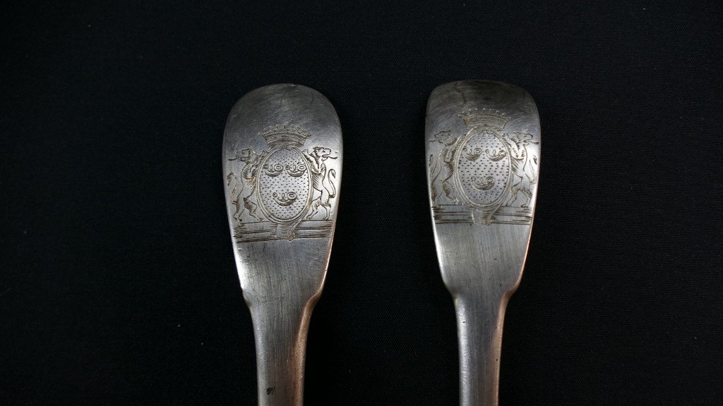 Pair Of 18th Century Armored Cutlery In Sterling Silver, Uniplat Model-photo-2