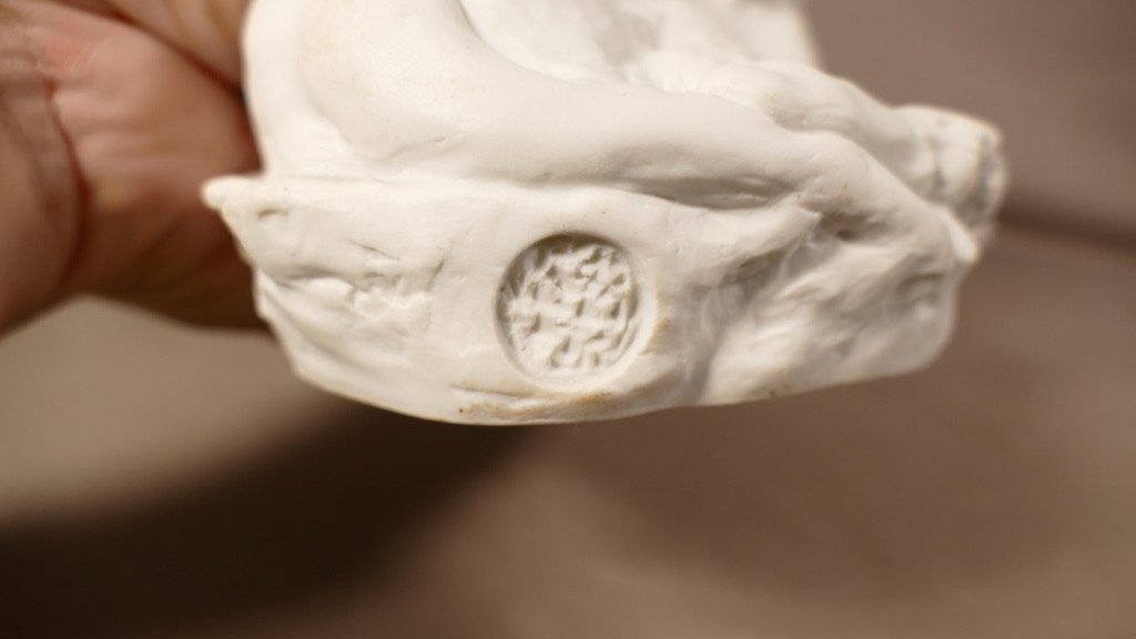 Le Chien, Statuette En Biscuit De Porcelaine Signé Jules Desbois, Début XX ème-photo-3