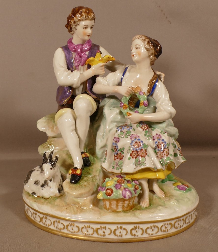 Group In German Porcelain, Shepherd And Shepherdess, Gallant Scene, Early 20th Century