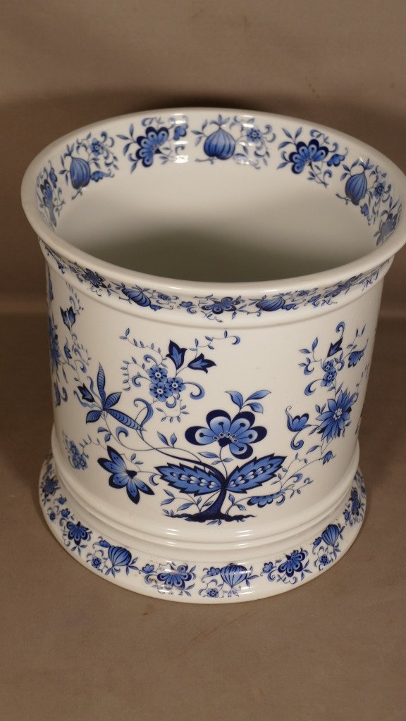 Raynaud Limoges, White And Blue Porcelain Planter-photo-2