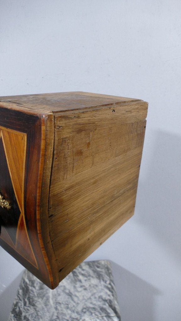 Petite Commode d'Entre Deux Ou De Salon époque Louis XV Palissandre Et Bois De Rose, XVIII ème-photo-4