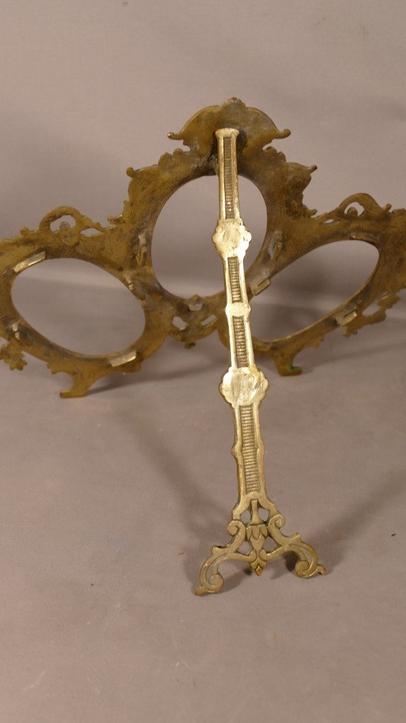 Triple Photo Frame In Gilt Bronze In Oval Shape And Napoleon III Style-photo-3