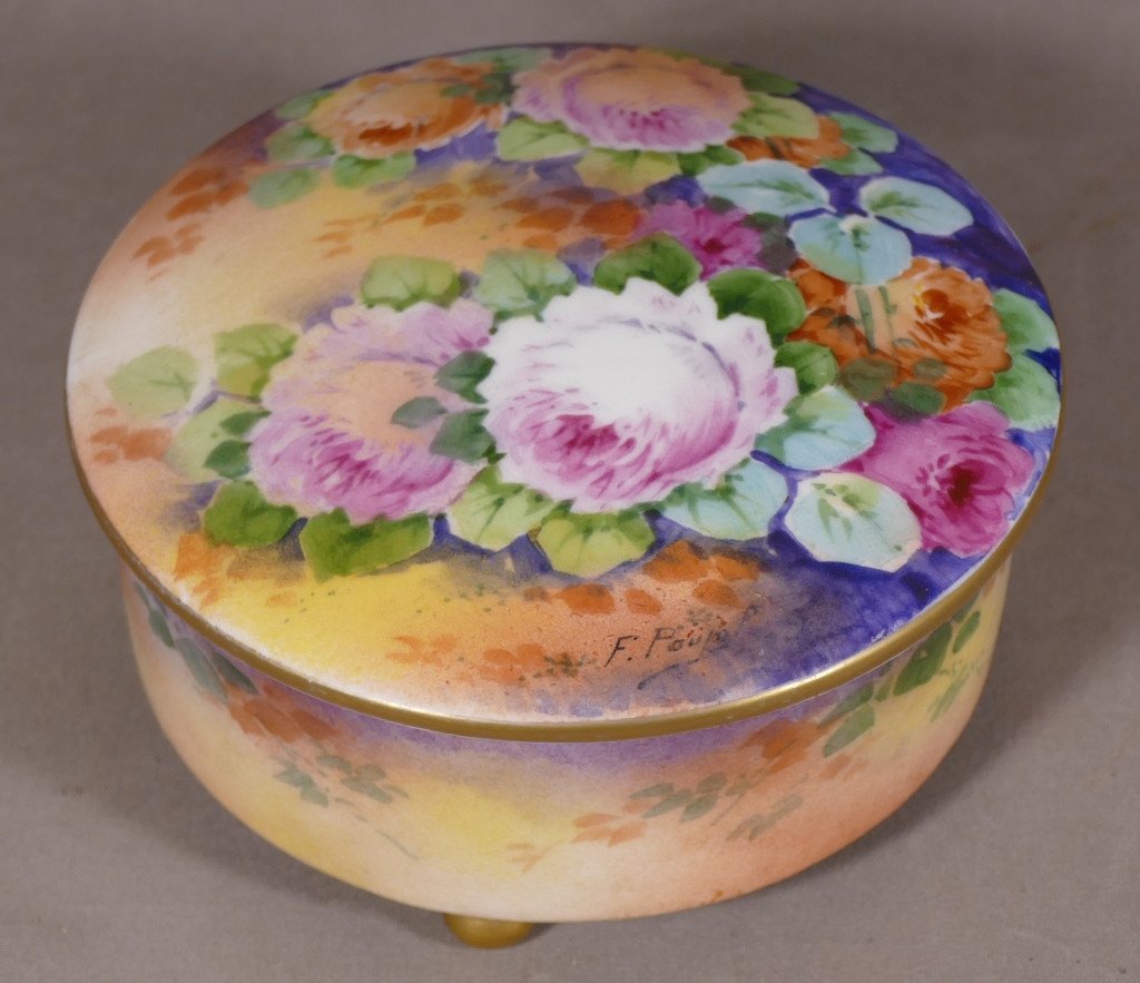 Hand Painted Round Box Of Roses In Limoges Porcelain By Poujol, 20th Century