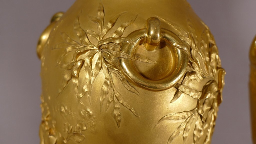 Paire De Cassolettes Vases Japonisants En Bronze Doré Aux Fleurs Ciselées, époque XIX ème-photo-4