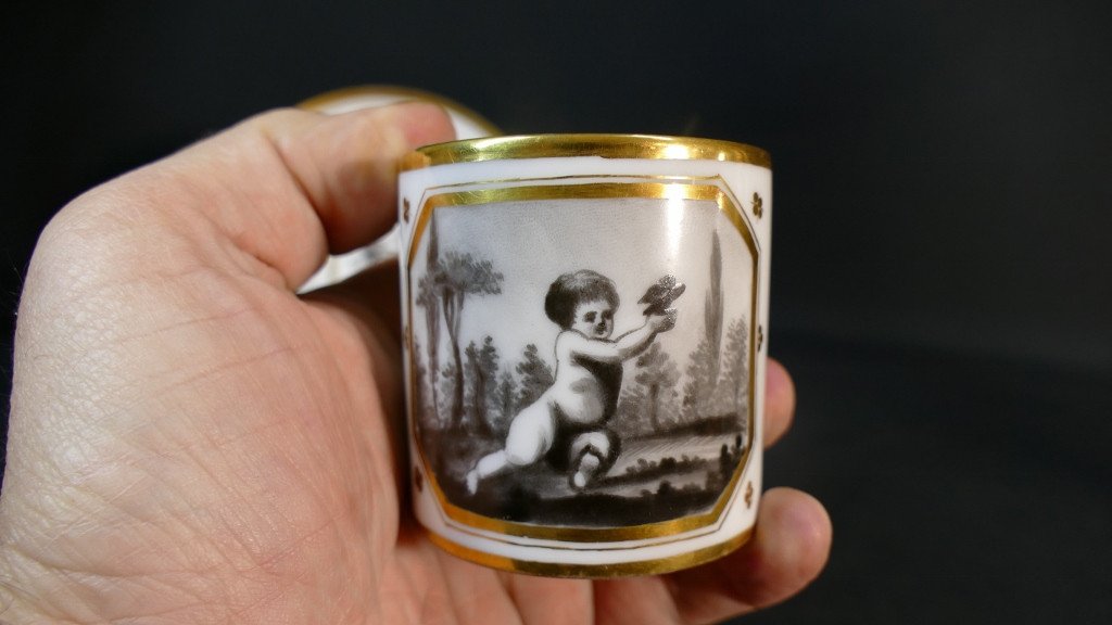 19th Century Litron Cup, Grisaille Decor With Angelot, Paris Porcelain-photo-2