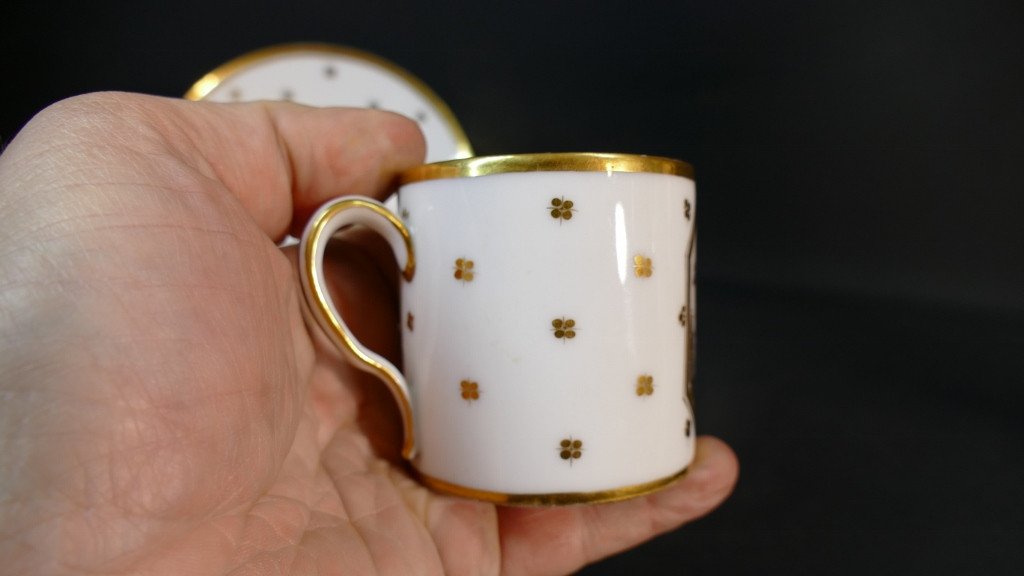19th Century Litron Cup, Grisaille Decor With Angelot, Paris Porcelain-photo-3