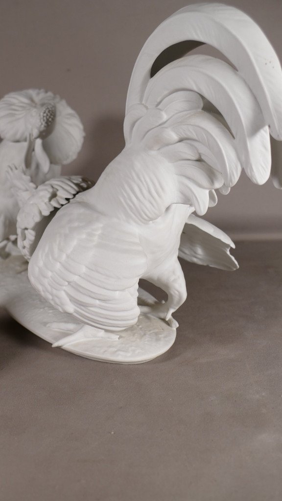 Cockfight, Porcelain Biscuit Sculpture By Szabo Zoltan, 20th Century-photo-6
