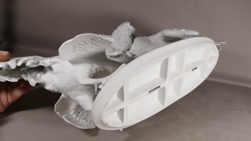 Cockfight, Porcelain Biscuit Sculpture By Szabo Zoltan, 20th Century-photo-7