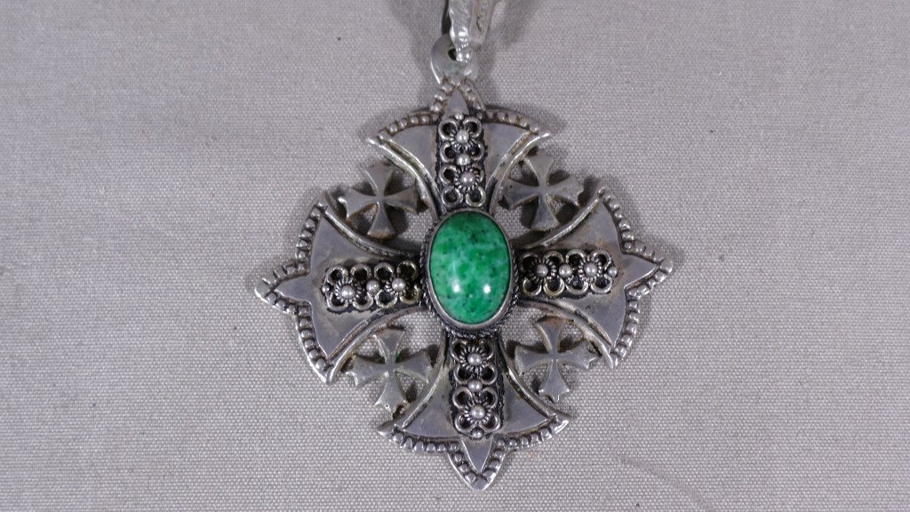 Ancient Pendant, Jerusalem Cross In Sterling Silver, Green Cabochon-photo-2