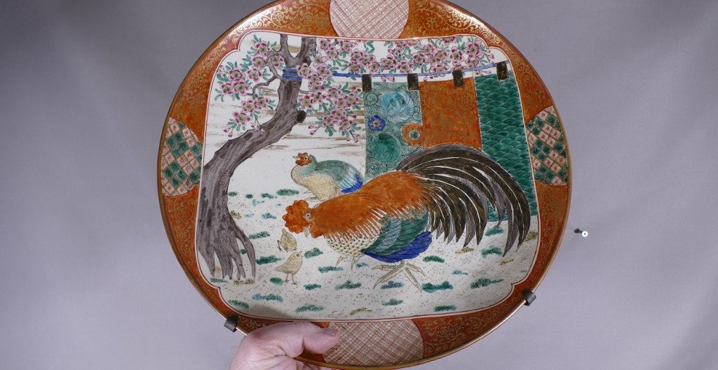 Japanese Dish With Chickens And Rooster, Kutani Style From The Ishikawa Region, Meiji Period, 19th Century-photo-3
