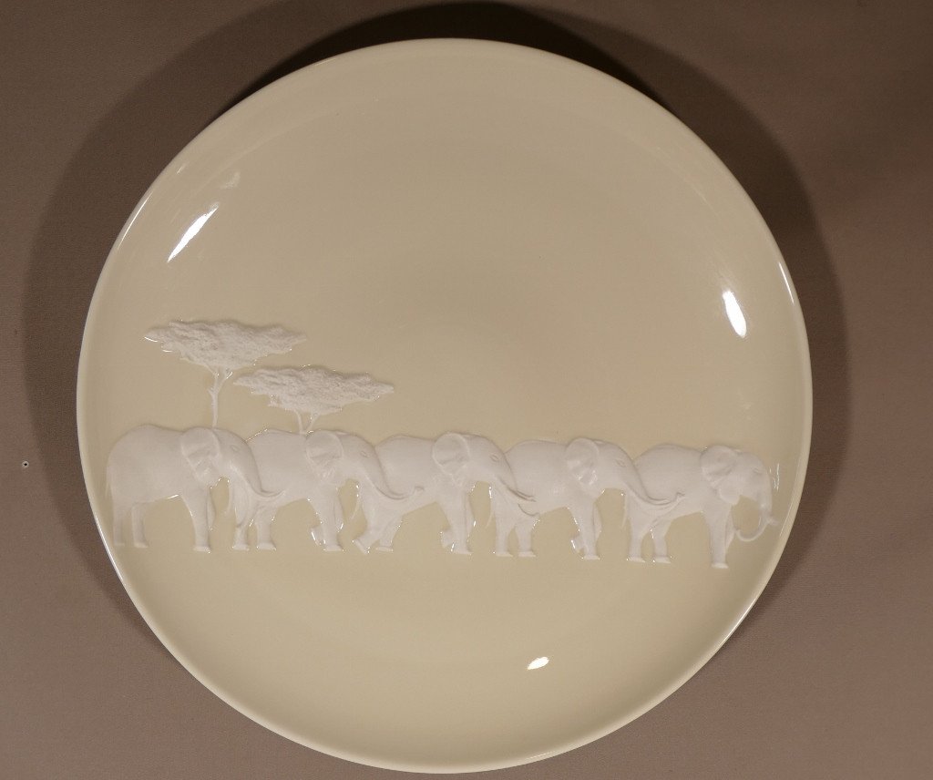 Raynaud Limoges, Kenya Model, Very Large Decorative Dish With Elephants In Original Box-photo-4