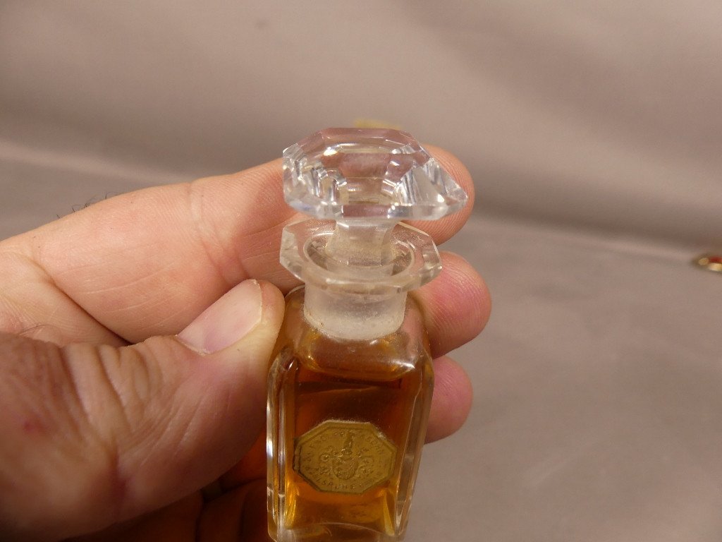 Divinia Par Wolff & Sohn 1903 , Très Rare Flacon De Parfum Plein En Cristal Baccarat Et  Boîte-photo-4