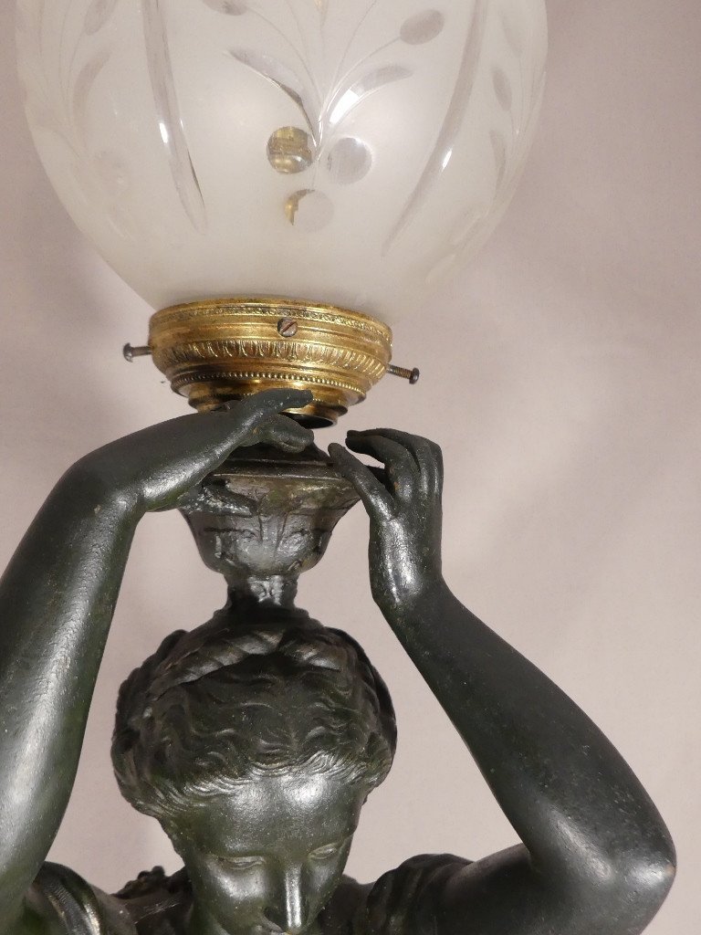 Grande Lampe Torchère Cariatide Femme Drapée En Métal Patiné Et Verre, époque Fin XIX ème-photo-5