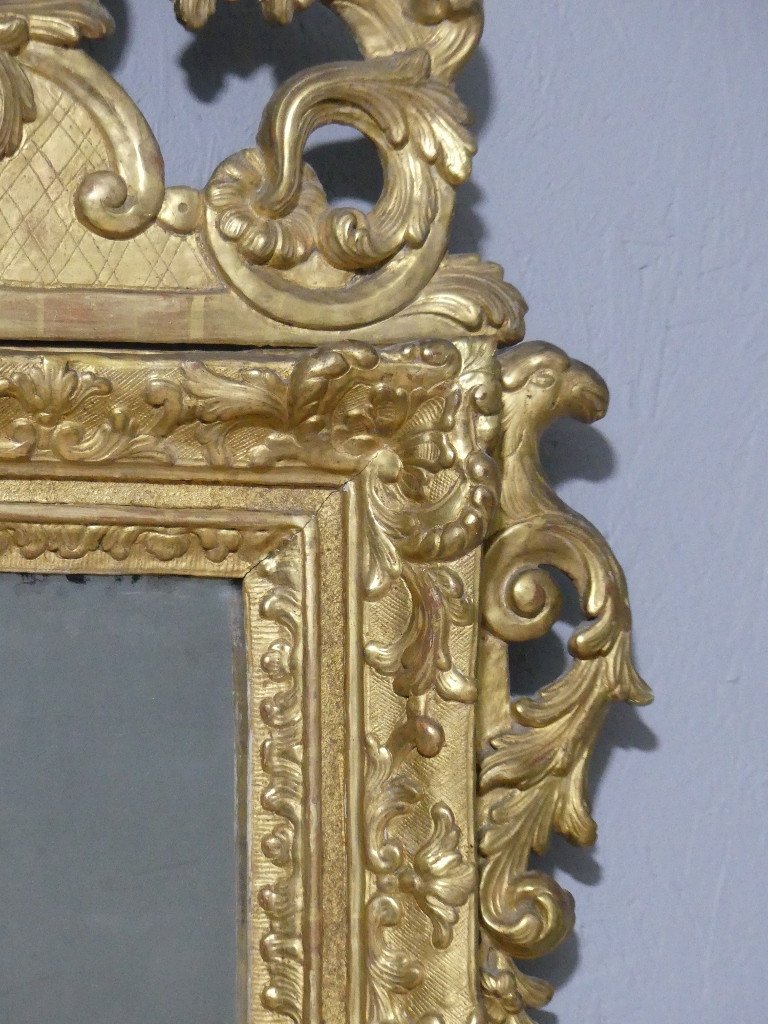 Louis XIV Period Gilded Wood Pediment Mirror, Early 18th Century-photo-4