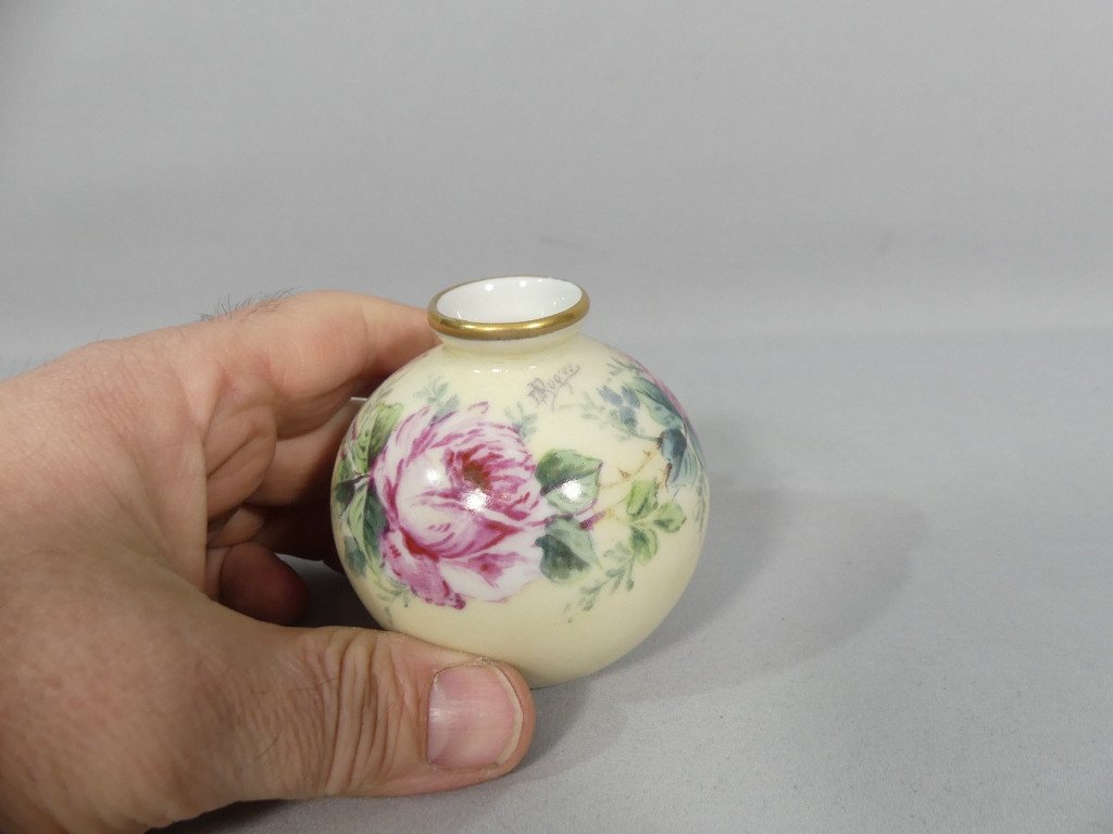 Les Roses, Very Small Hand Painted Limoges Porcelain Ball Vase-photo-2