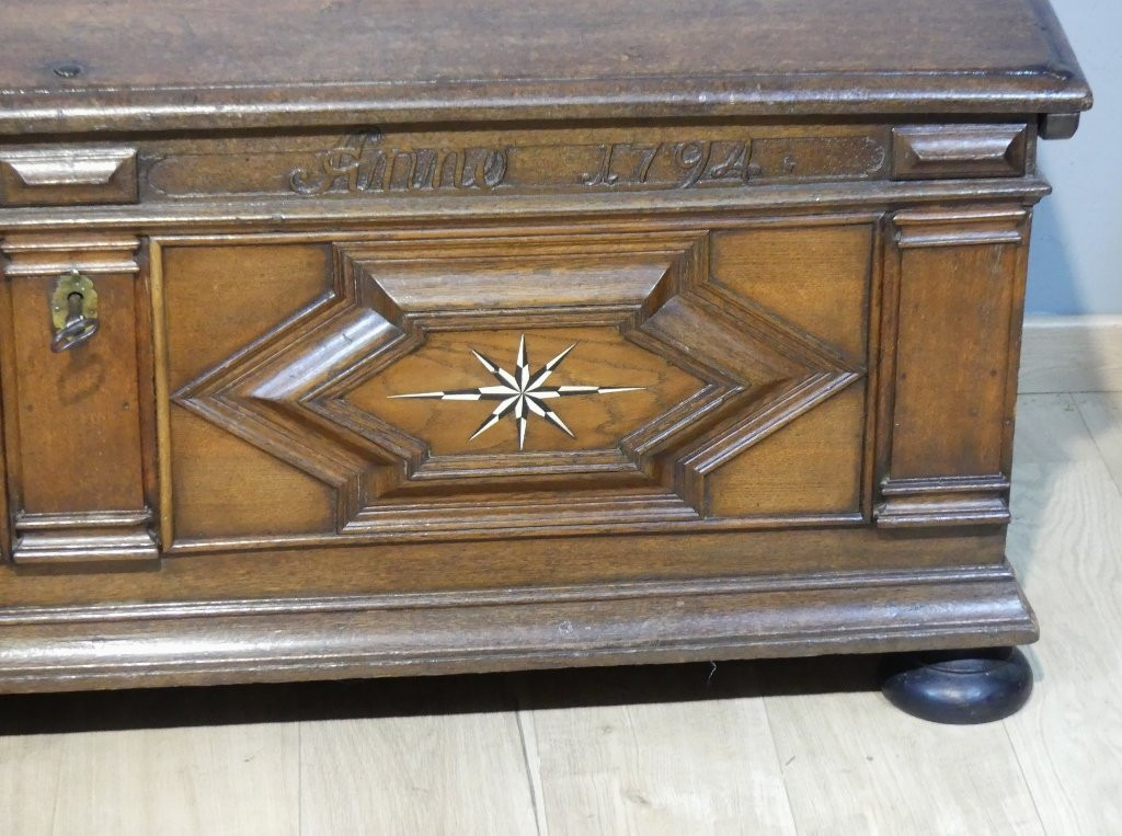 Coffre Allemand Italien Dat&eacute; 1794 En Ch&ecirc;ne Et Marqueterie d&#039;&eacute;b&egrave;ne Et d&#039;Os XVIII &egrave;me Si&egrave;cle-photo-2