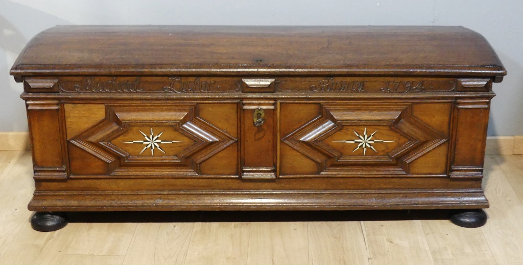Coffre Allemand Italien Dat&eacute; 1794 En Ch&ecirc;ne Et Marqueterie d&#039;&eacute;b&egrave;ne Et d&#039;Os XVIII &egrave;me Si&egrave;cle