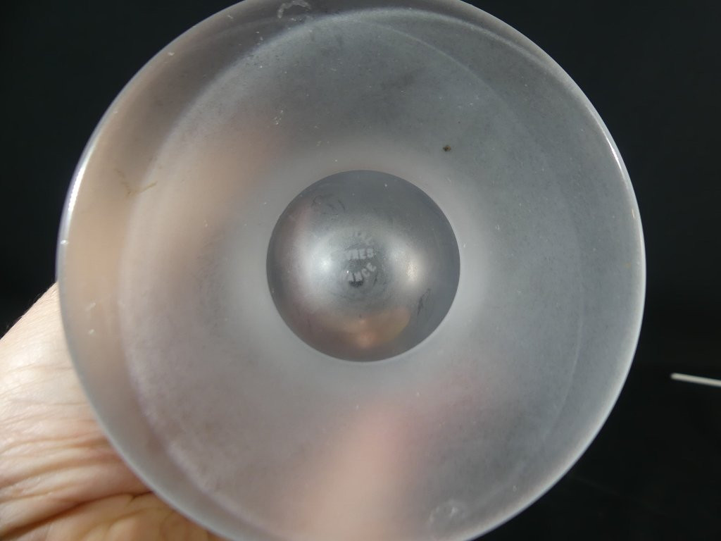 Vase en cristal de Sèvres décor aux hirondelles givré, époque milieu XX ème-photo-4