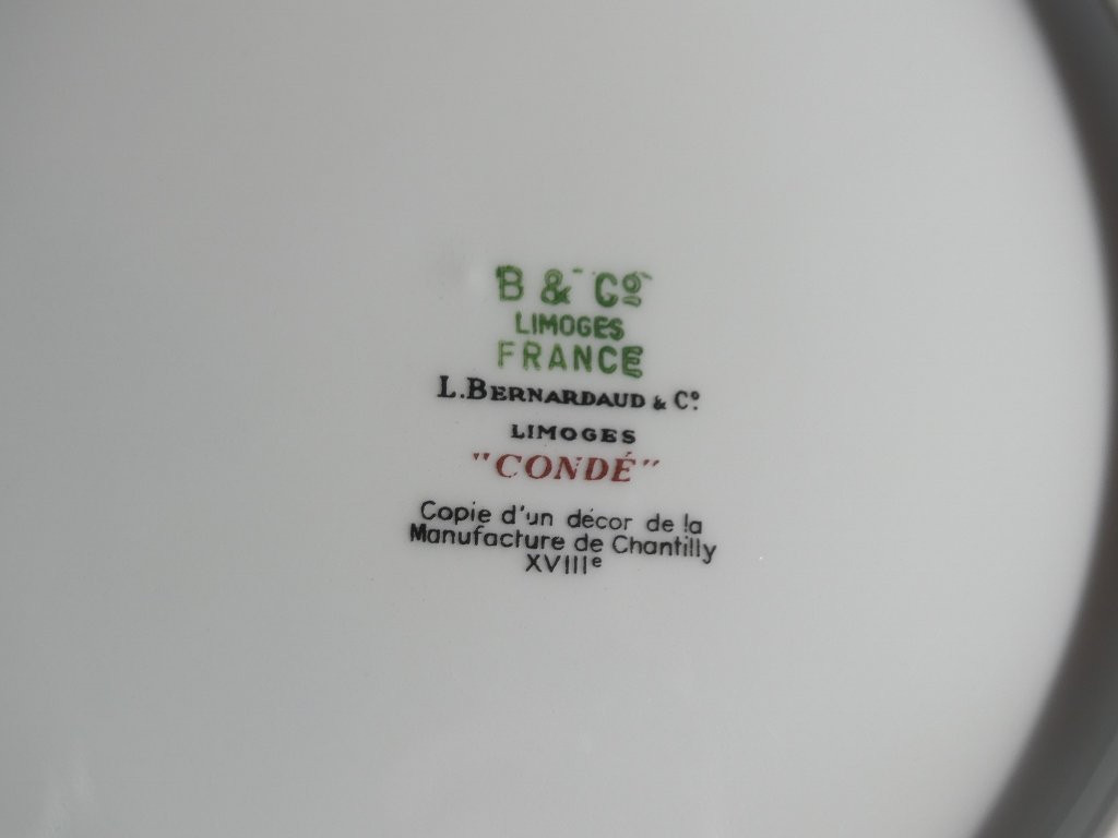 Bernardaud Condé d'après un modèle de Chantilly XVIII ème, service 12 personnes en porcelaine-photo-5