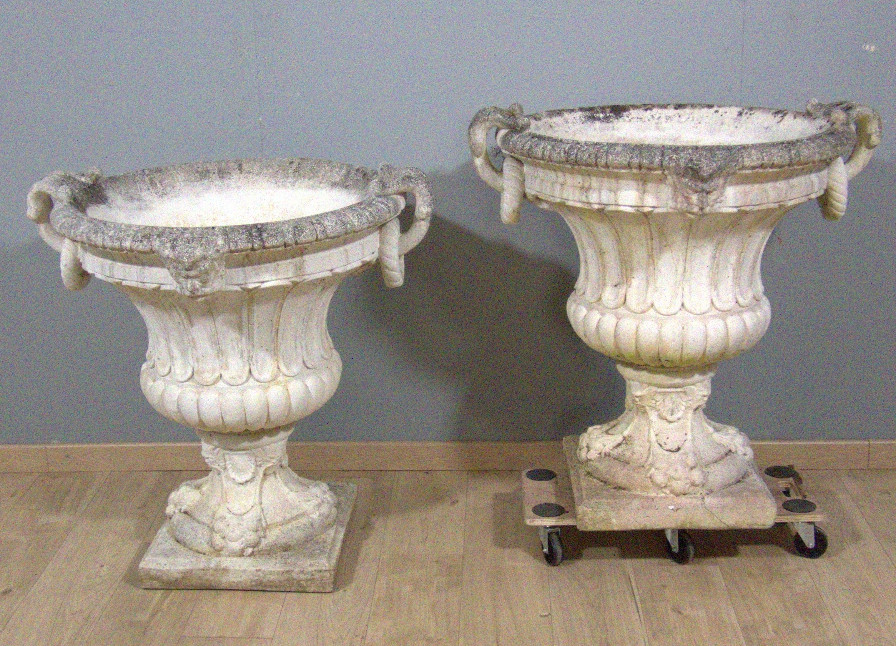 Pair Of Large Garden Vases (height 91 Cm) In Reconstituted Stone Cement Neoclassical